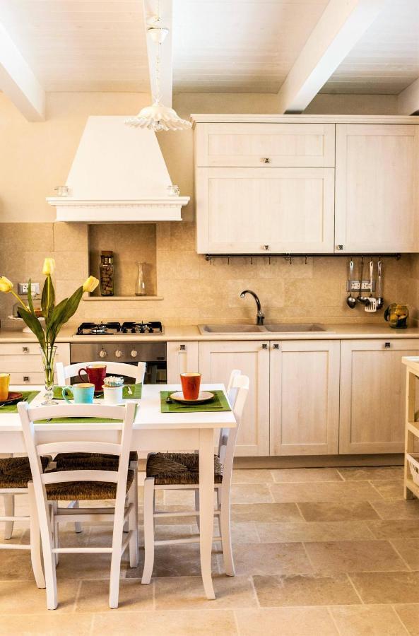 Villa Vittoria 치스테르니노 외부 사진